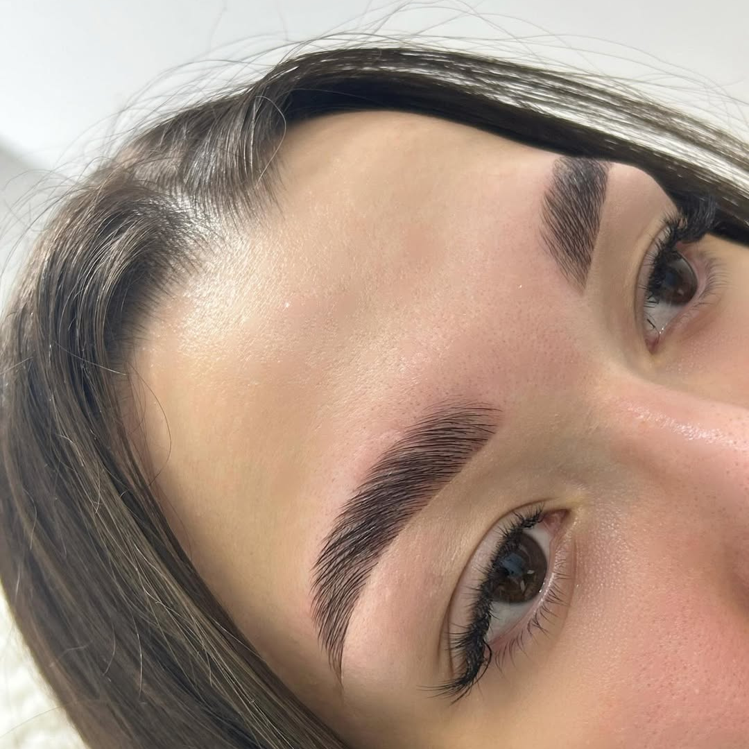 Szemöldök laminálás szempilla lifting