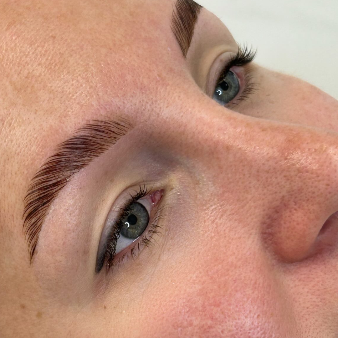 Szemöldök laminálás szempilla lifting