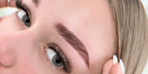 szemöldöklaminálás